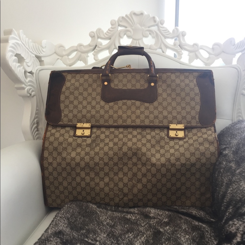 1 DAY SALE-HOST PICK❤️AUTHENTIC GUCCI GARMENT BAG